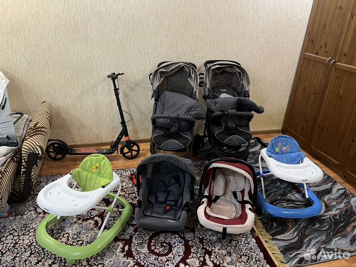 Прогулочная коляска