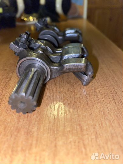 Клапанный рокер Suzuki Bandit 400