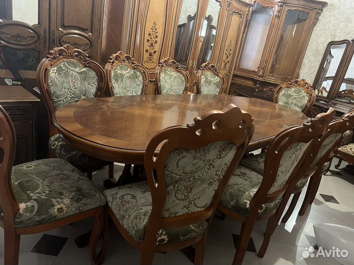 Стол и стулья Румыния