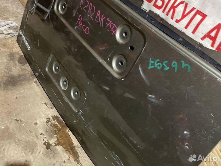 Крышка багажника Land Rover Defender