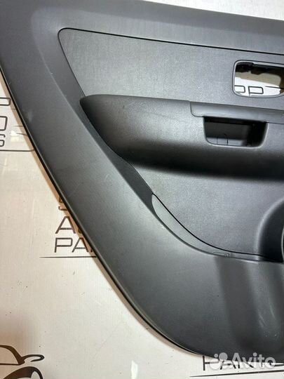 Обшивка двери задняя левая Kia Soul AM G4FC 2009