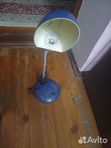Лампа настольная