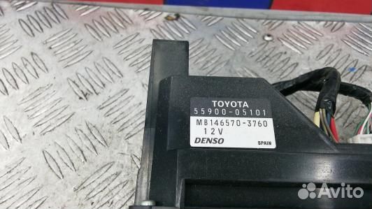 Блок управления печки и климат-контроля toyota ave
