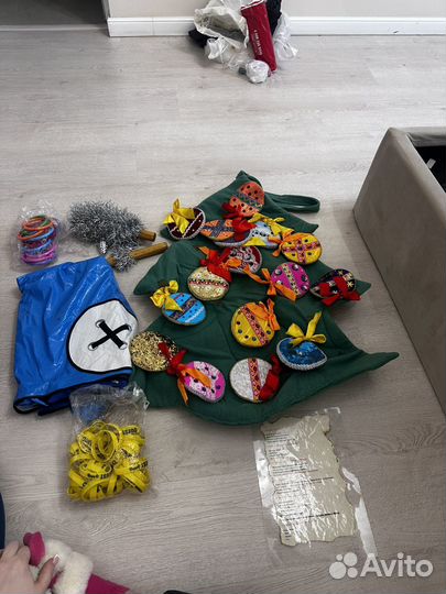 Реквизит аниматора:тунель и елочка