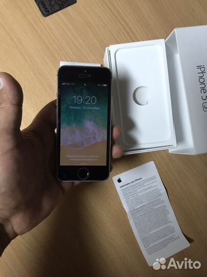 Телефон iPhone 5s