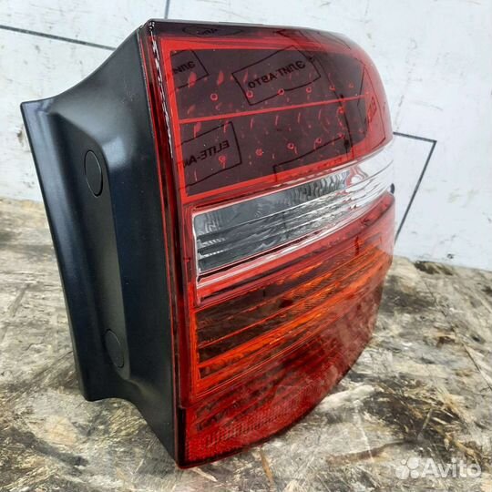 Фонарь правый Porsche Cayenne 957