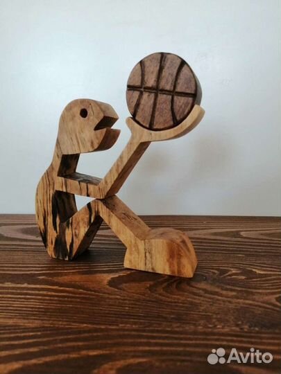 Фигурки из дерева