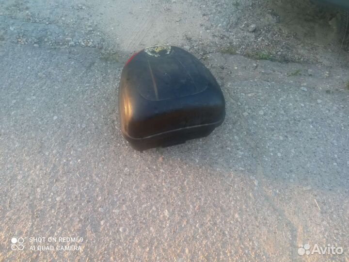 Задний багажник на скутер