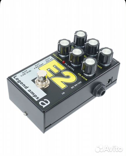 AMT E2 - двухканальный гитарный предусилитель
