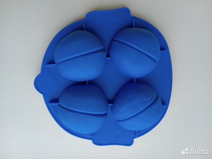 Формочки для льда в форме мозга на Хэллоуин