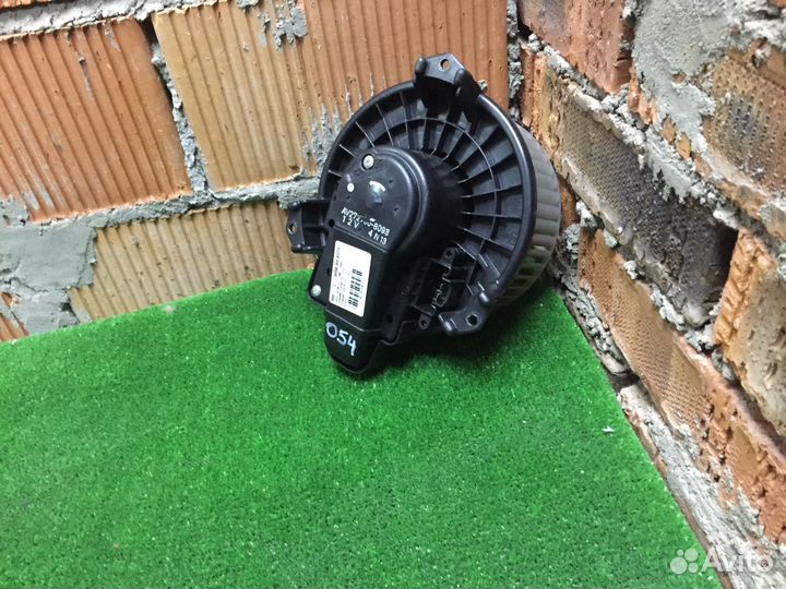 Моторчик печки Toyota Auris E150