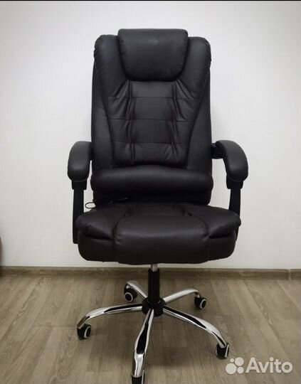 Офисное кресло руководителя