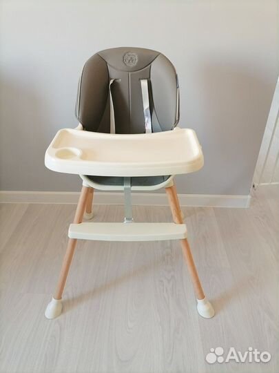 Детский стульчик для кормления