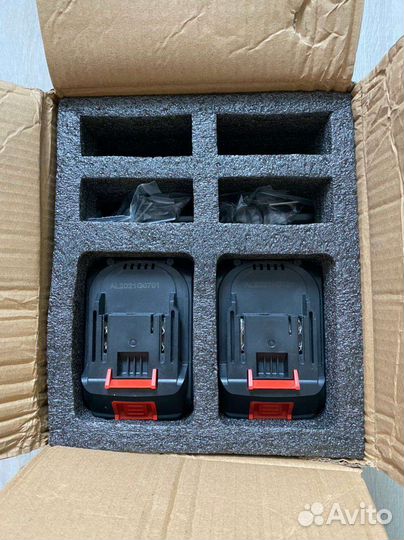 Бесщеточный Гайковерт 21v. 600N.m