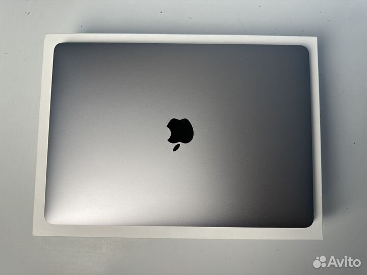 MacBook Pro 13 2020 M1 512Gb Ростест, 90 циклов