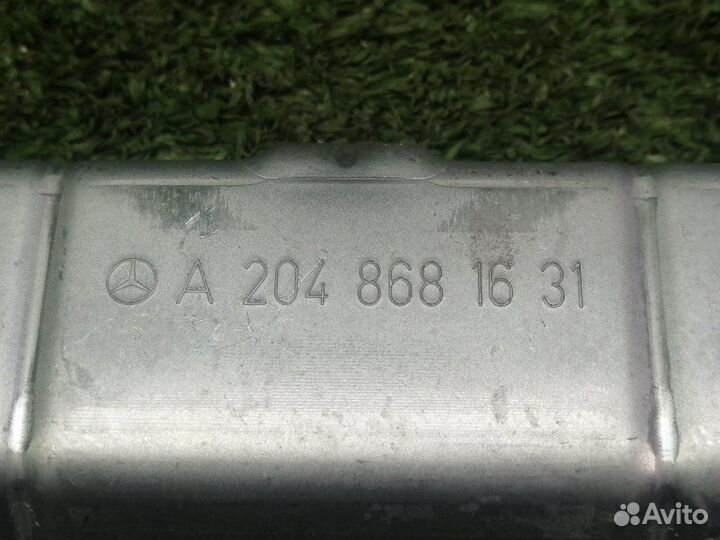 Кронштейн передний правый Mercedes Glk