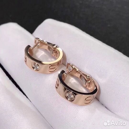 Cartier Серьги Love 0,065 ct