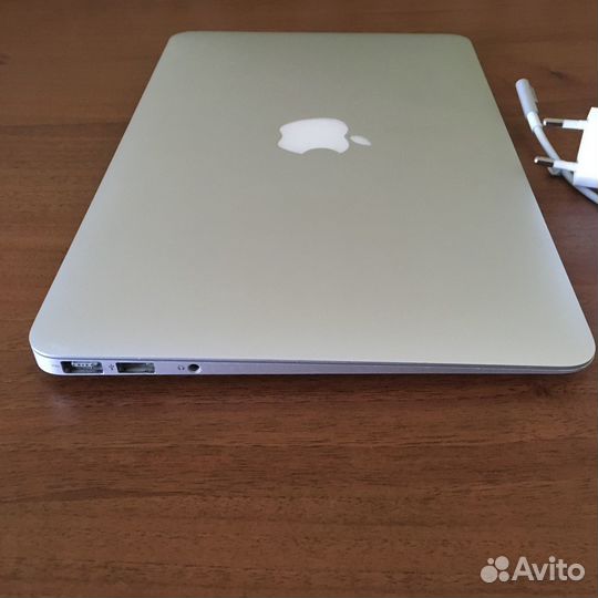 Apple macbook air 11