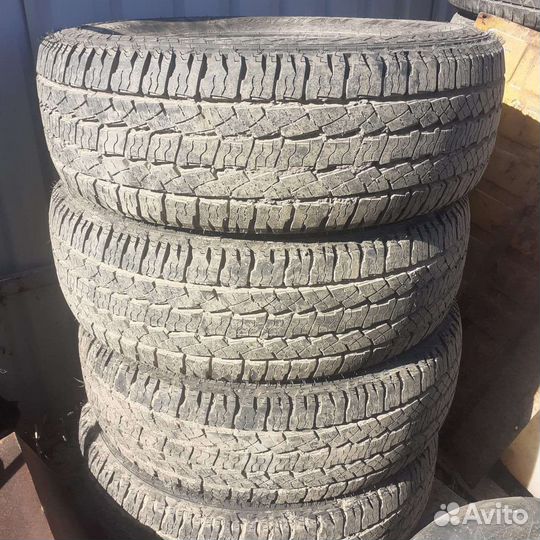 Nexen Roadian AT 4X4 RA7 245/65 R17 111T