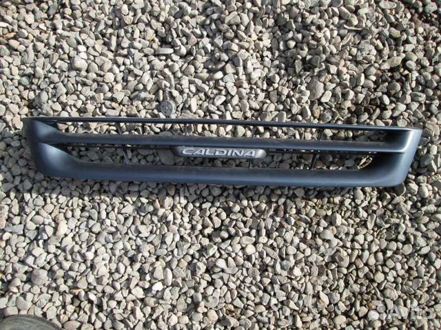 Решетка радиатора Toyota Caldina ST195 3S-FE 1994