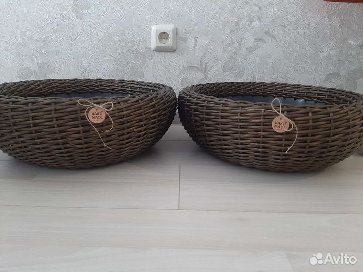 Кашпо для цветов плетеное