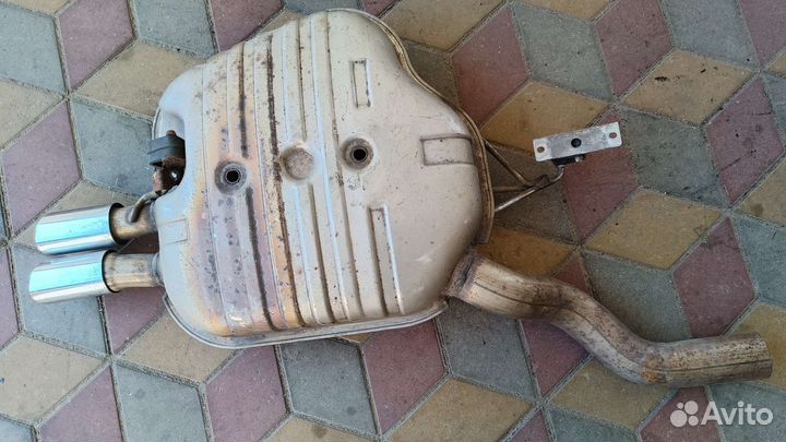 Банка глушителя бмв е60