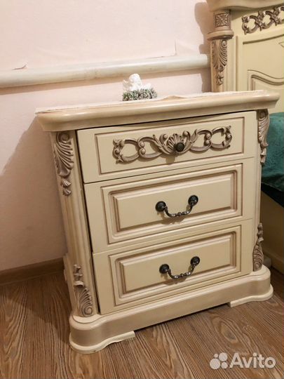 Комнатный гарнитур