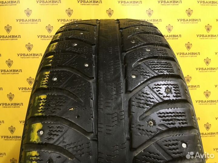 Bridgestone Ice Cruiser 7000 225/50 R17 94T