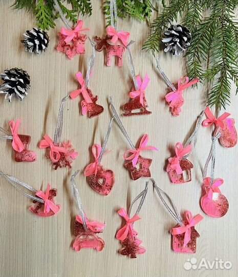 Набор елочных игрушек 17 шт из смолы