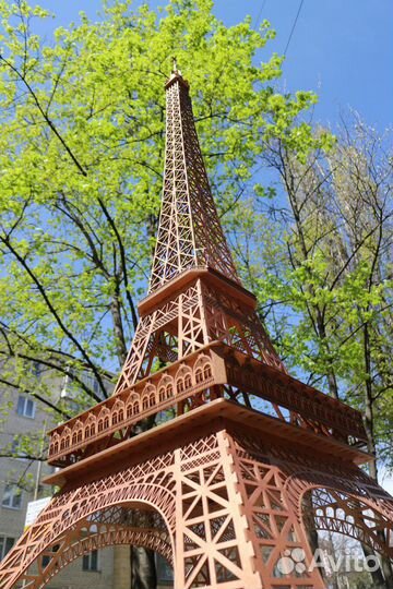 Эйфелева башня