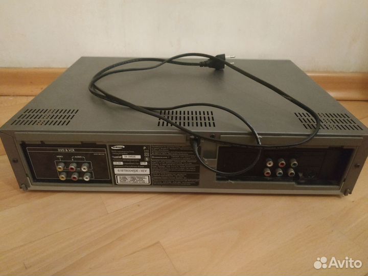 Samsung SV-DVD2E DVD & VHS Hi-Fi Stereo
