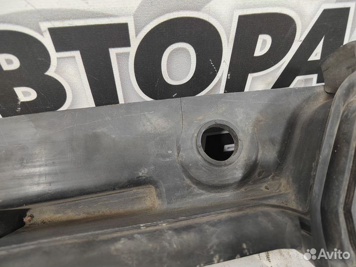 Воздухозаборник BMW E38