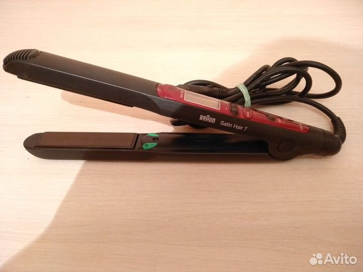 Выпрямитель-Braun Satin 7 Colour ST 750.для волос