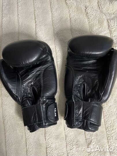 Боксерские перчатки 12 oz green hill кожа
