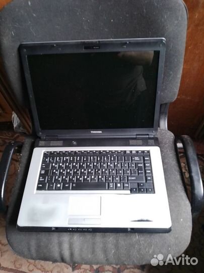 Ноутбук toshiba satellite