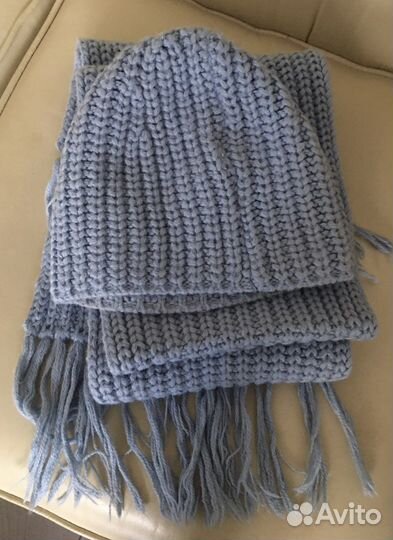 Женский шарф и шапка фирма Paul&Joe Paris