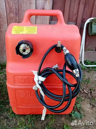 Продам двухтактный лодочный мотор Tohatsu 30