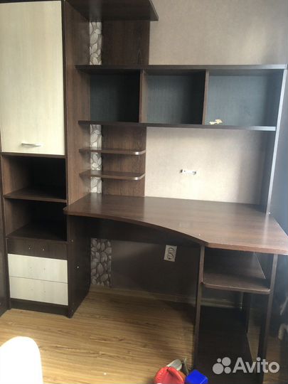 Компьютерный стол