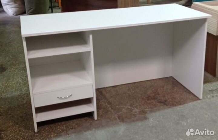 Стойка ресепшен Ozon в наличии