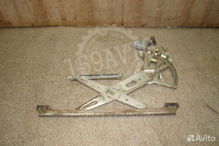 Стеклоподъемник передний правый Toyota RAV4 (XA30)