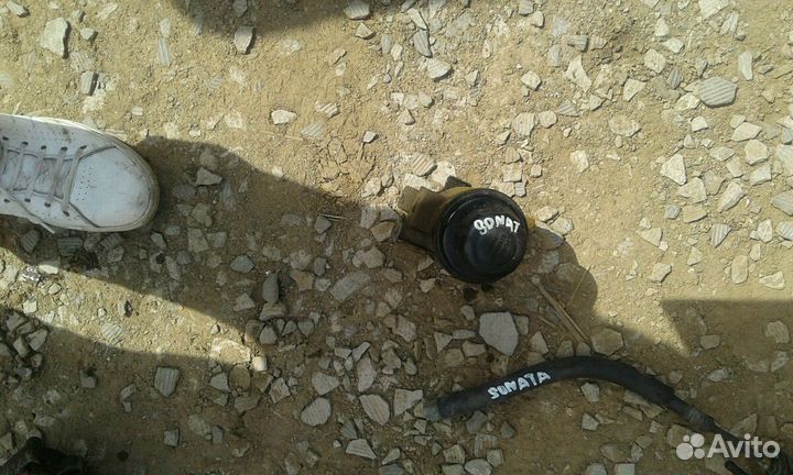 Бачек гур Hyundai sonata