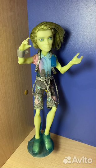 Кукла Монстер Хай. Портер Гейст