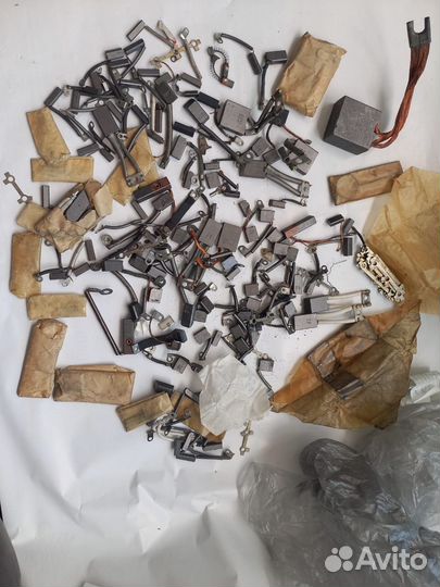 Авиационные графитовые электрощетки