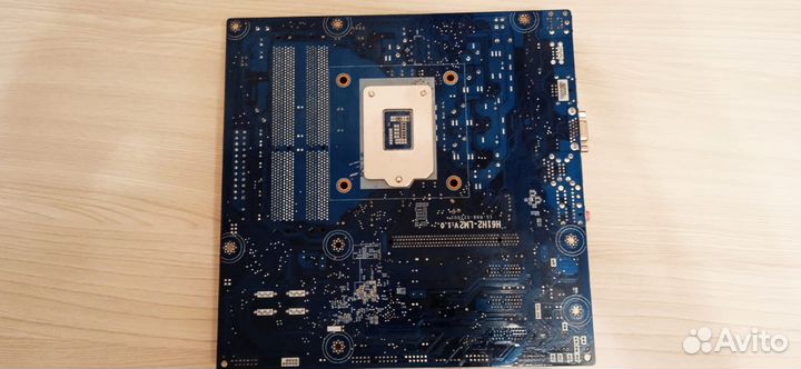 Материнская плата