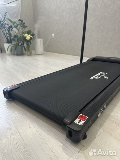 Компактная беговая дорожка royal Fitness RF-10