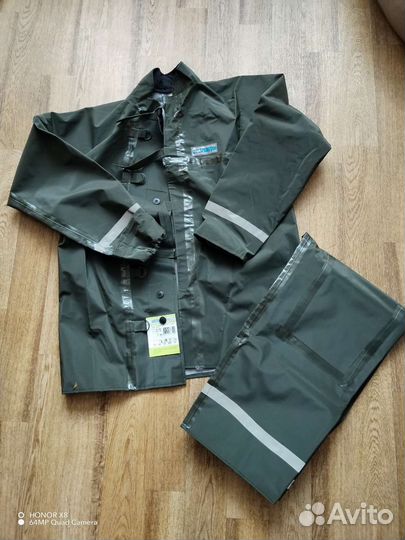 Мужской костюм для защиты от воды