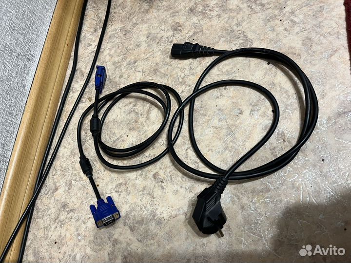 Монитор Philips 21,5