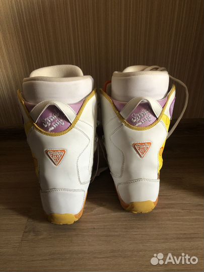 Ботинки для сноуборда (женские)