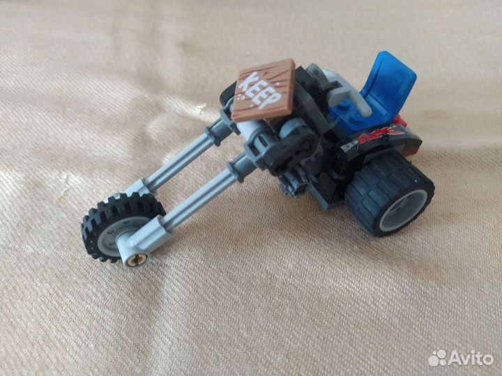 Lego мотоцикл
