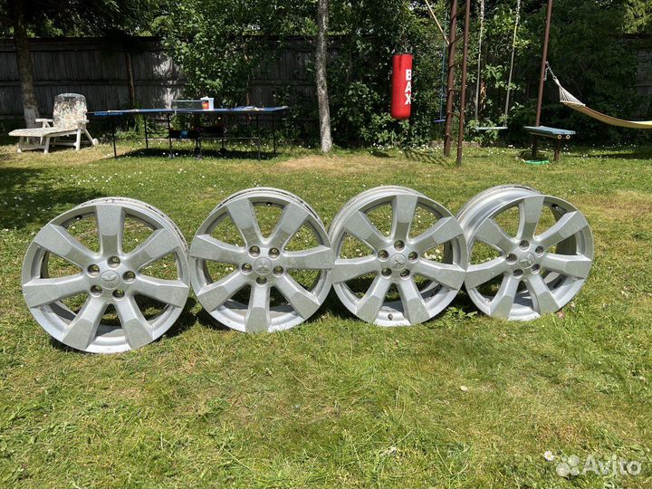 Диски R18 на Митсубиси